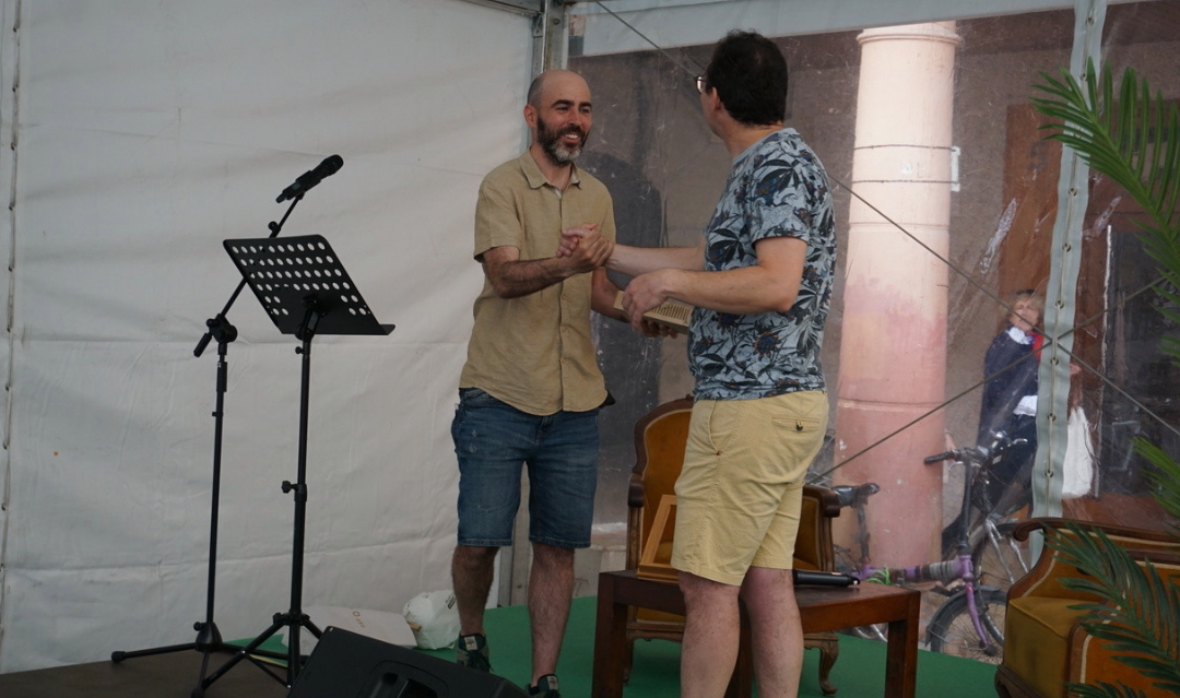 Literaturiak Karrikiri omendu du euskarazko literaturaren eta kulturgintzaren alde egiten duen lanagatik