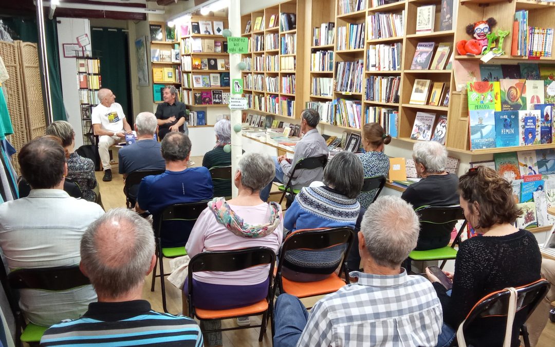SAKONEAN, ITSASOA IKUSTEN DA liburuaren aurkezpena