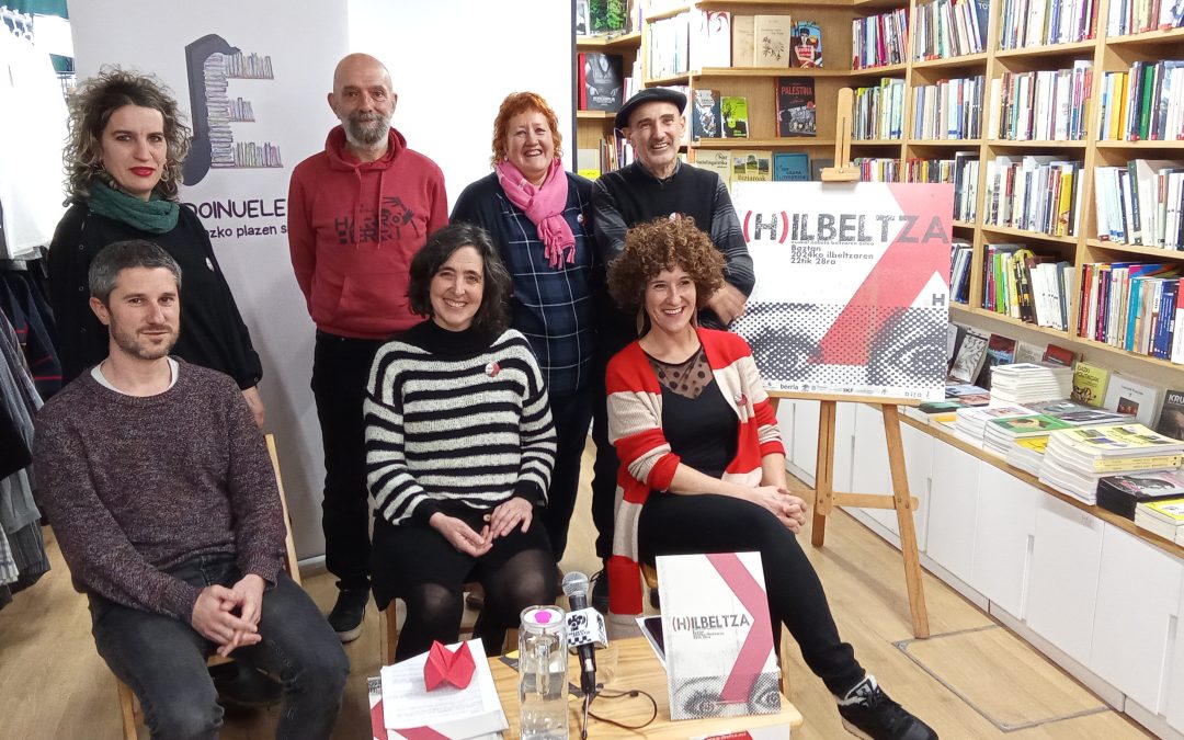 Atzo Karrikiri dendan aurtengo (H)ilbeltzaren egitaraua aurkeztu zuten